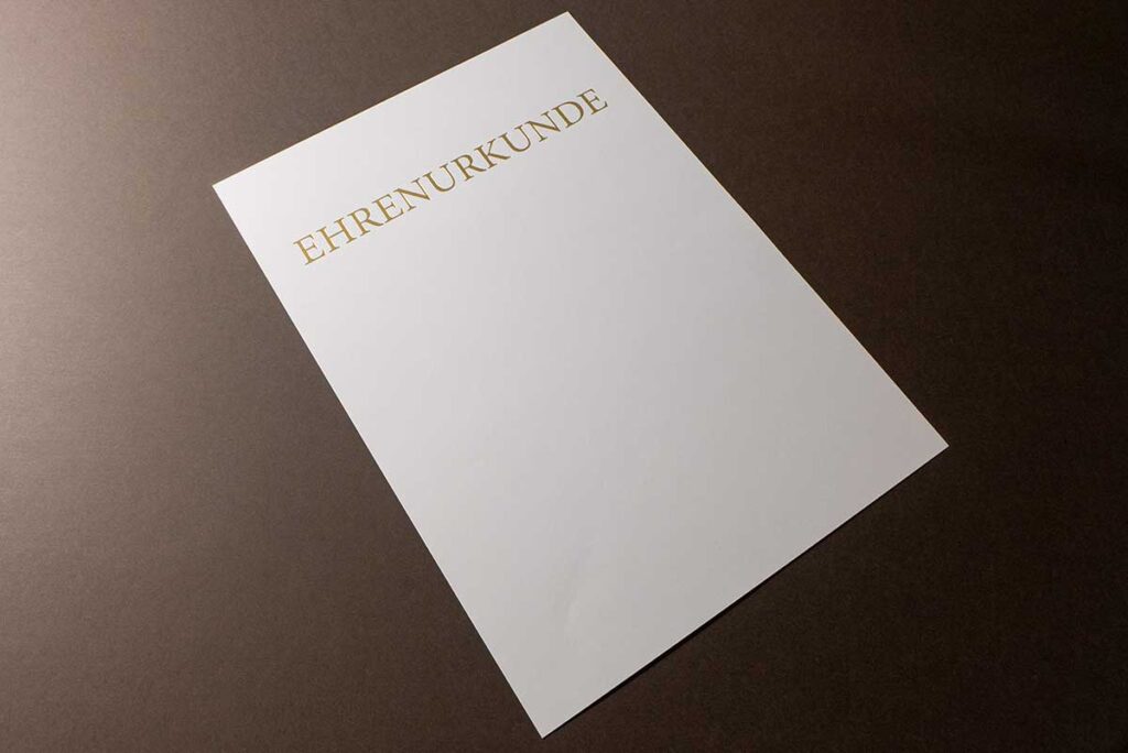Ehrenurkunde A3 Gold Totale 1024x684