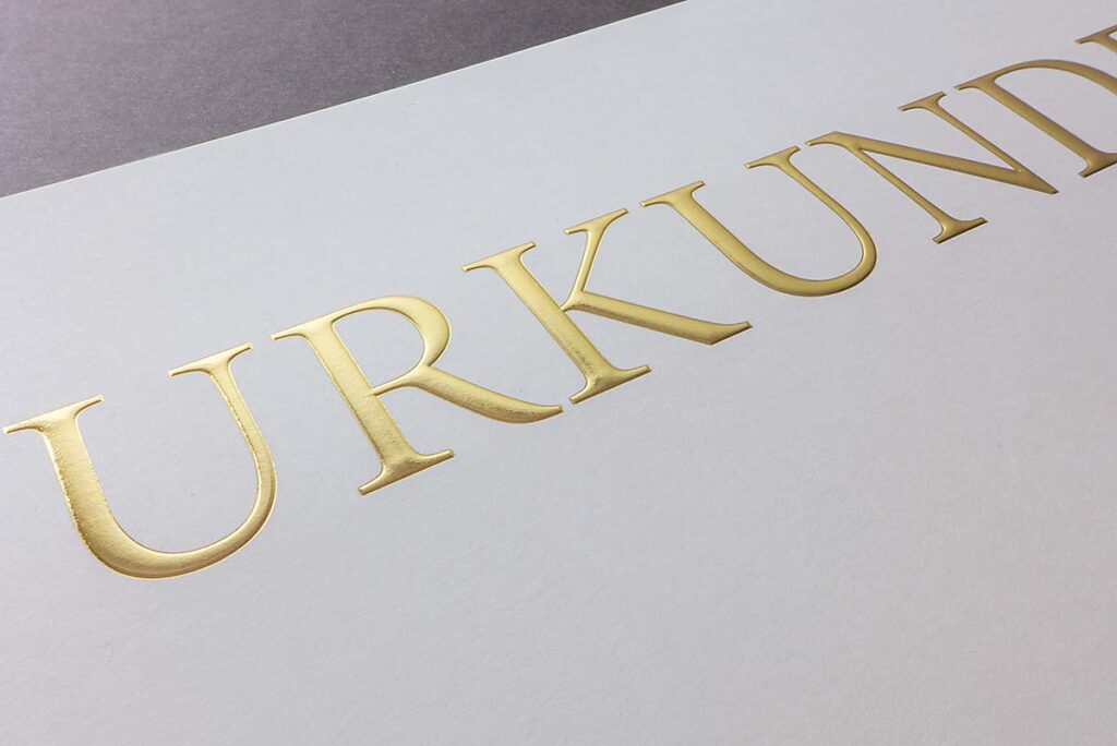 Urkunde A4 Gold Relief Detail 1024x684